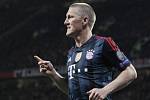 Bastian Schweinsteiger z Bayernu Mnichov se raduje z gólu proti Manchesteru United.