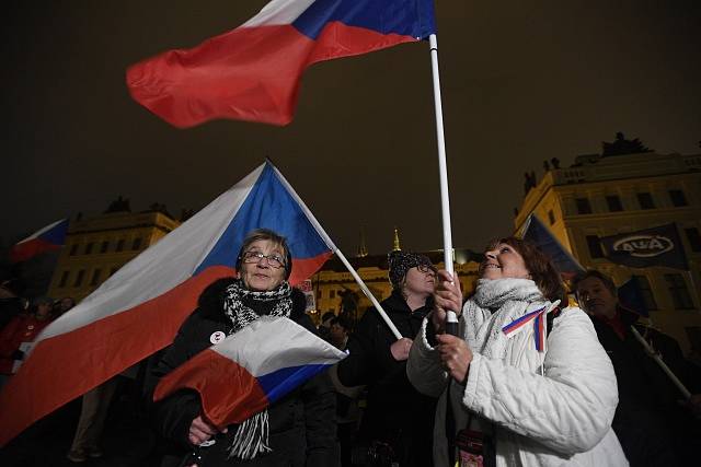 Lidé znovu vyrazili do ulic demonstrovat proti Andreji Babišovi.