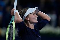 Barbora Krejčíková po triumfu na turnaji v Dubaji.