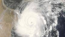 Tropická bouře Katia, která se v úterý vytvořila nad Atlantikem, podle předpokladu zesílila a změnila se v hurikán. Oznámilo to americké Národní středisko pro hurikány (NHC). 
