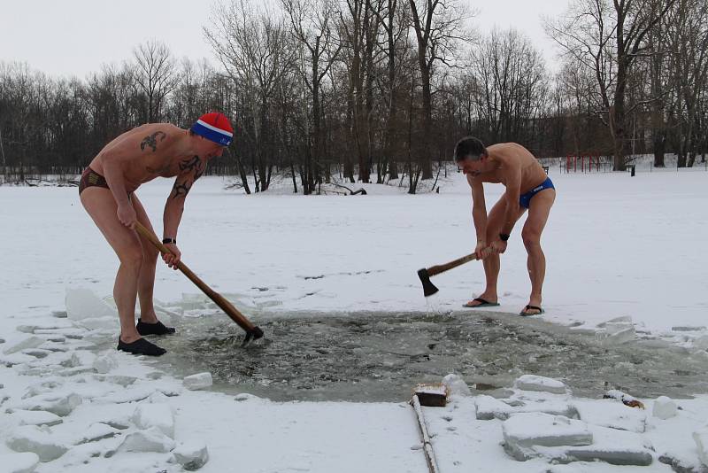 Otužilce láká přerovská Laguna.