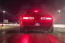 Teaser na Dodge Challenger SRT Demon.