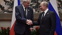 Miloš Zeman a Vladimir Putin, summit v Číně