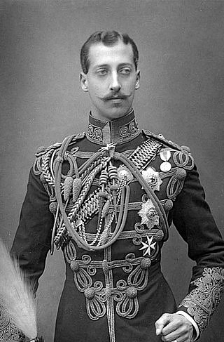 Nejstarší syn krále Eduarda VII., Albert Viktor. Původně se tento muž měl stát britským králem, zemřel ale už v mládí, což jeho otce hluboce zasáhlo.