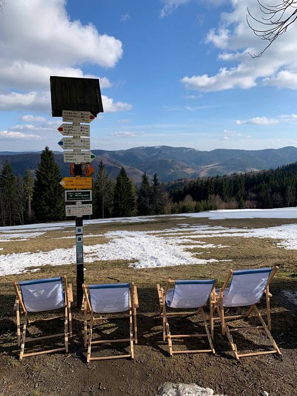 Značené trasy v Beskydech nečelily většímu náporu turistů.