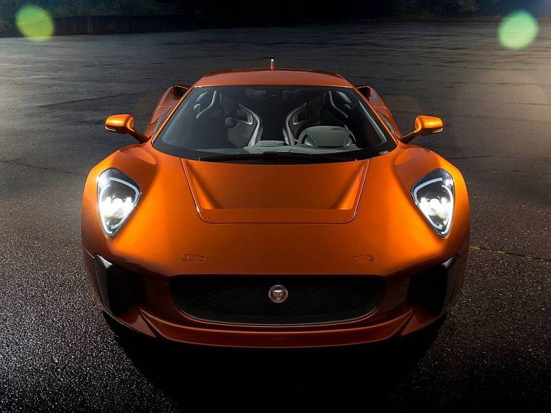 Jaguar C-X75 Bond Concept.