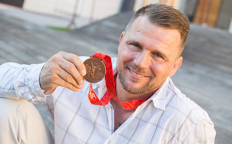 Zápasník Marek Švec dostal 14. srpna na slavnostním ceremoniálu v Havlíčkově Brodě bronzovou medaili z olympijských her v Pekingu z roku 2008. Jeho tehdejší přemožitel v přímém souboji o třetí místo ve váhové kategorii do 96 kg v řecko-římském stylu Asset