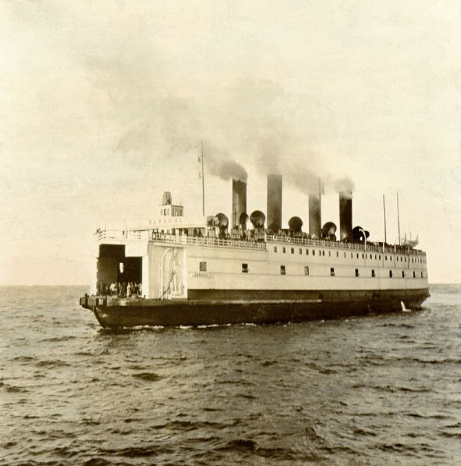 Ledoborec Bajkal, jenž se stal v srpnu 1918 terčem československé námořní flotily