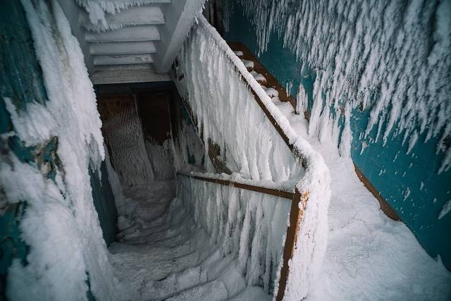 Takto to vypadá v ledovém městě duchů v okolí města Vorkuta.