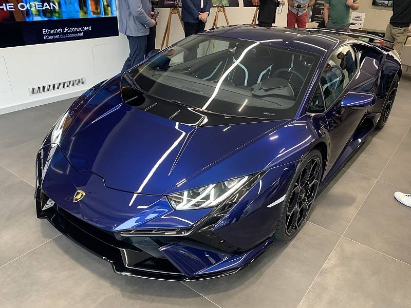 Lamborghini Huracán stále vyvolává obdiv