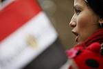 Odpůrci egyptského vůdce Mubaraka protestovali proti jeho režimu před egyptskou ambasádou