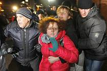 Běloruská policie „preventivně“ zadržela několik desítek opozičních aktivistů z obavy před masovými demonstracemi.