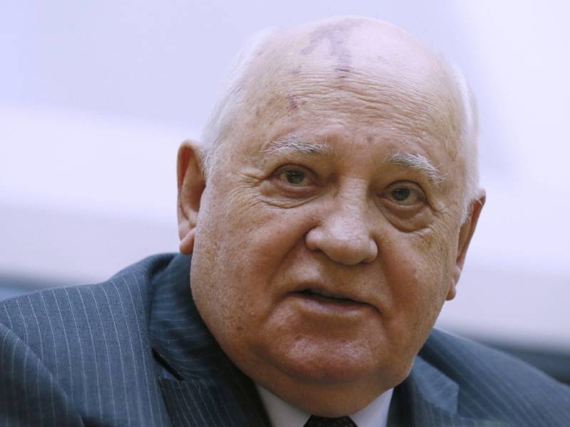 Otec perestrojky, oblíbenec Západu, ale i Krvavý Míša. Někdejší první a současně poslední sovětský prezident a nositel Nobelovy ceny za mír Michail Gorbačov si protichůdných přezdívek vysloužil mnoho