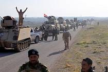 Irácká armáda a spojenecké milice bojující s islámskými radikály o irácké město Tikrít dobyly tamní vojenskou nemocnici a část čtvrtě Kádisíja na severu města. 