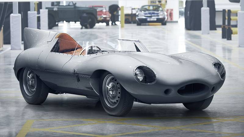 Jaguar D-Type.