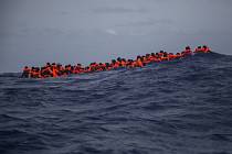 Migranti na trase přes moře, ilustrační foto