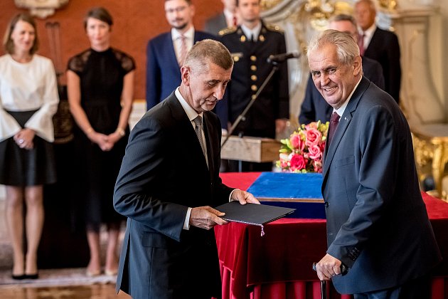 Prezident Miloš Zeman jmenoval podruhé premiérem Andreje Babiše 6. června 2018 na Pražském hradě.