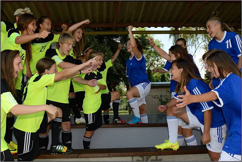 Fotbaaaal! Dívčí fotbalový klub Lokomotiva Brno, Horní Heršpice.