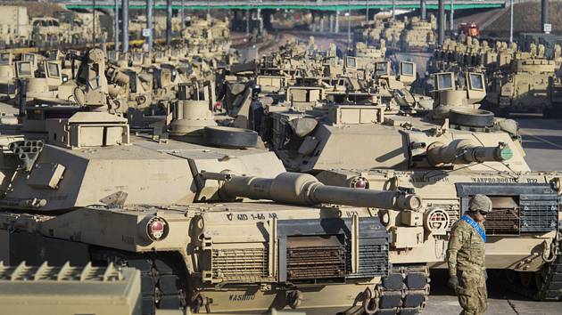 Americké tanky M1 Abrams.