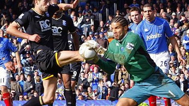 Krize nekrize, fotbalisté Portsmouthu postupují v poháru dál.