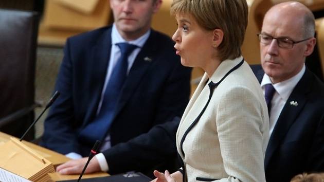 První ministryně Skotska (premiérka) Nicola Sturgeonová chce bránit místo, které má Skotsko v Evropské unii, a bude usilovat o to, aby Skotové mohli mít po odchodu Británie z unie i nadále přístup k evropskému jednotnému trhu.