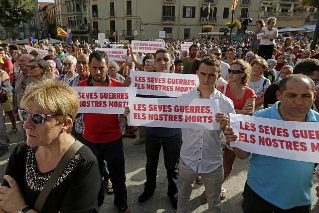 Protest proti terorismu v Ripollu