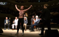 Aktivistky narušily koncert Woodyho Allena