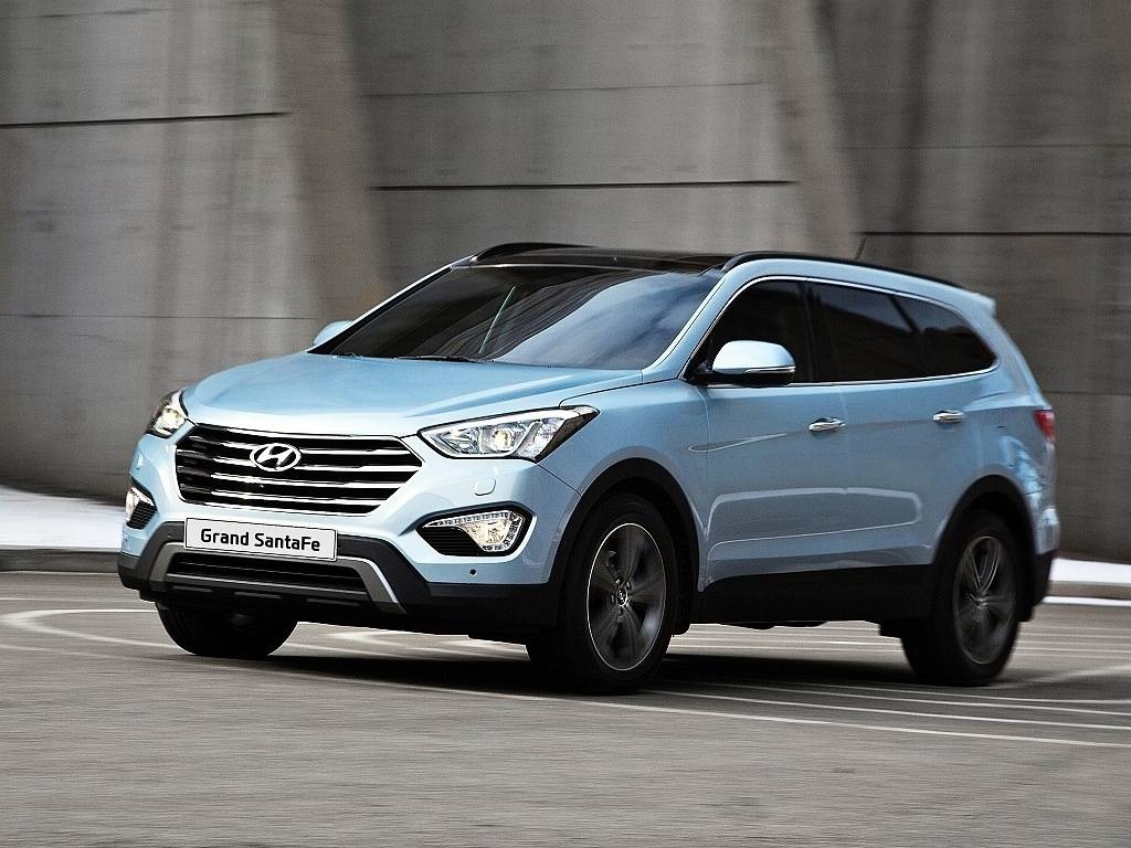 Hyundai začal prodávat sedmimístné Grand Santa Fe. Stojí 1,2 milionu -  Deník.cz