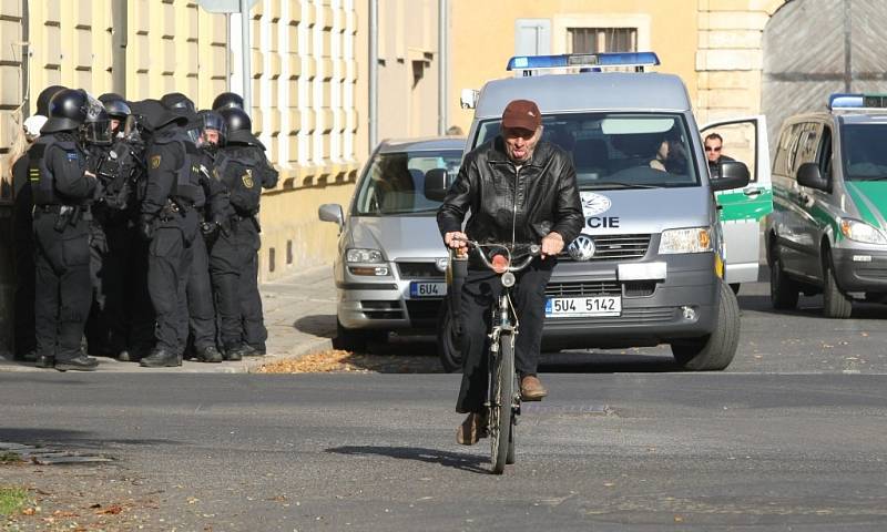 Potlačení demonstrací v Terezíně.