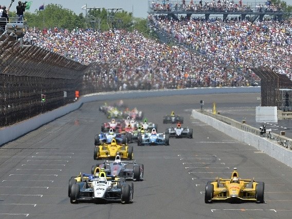 Slavný závod Indy Car v Indianapolis