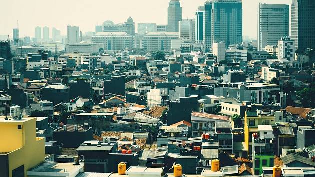 Indonéské hlavní město Jakarta. V budoucnu ho vystřídá nová metropole, která roste na ostrově Borneo