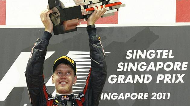 Sebastian Vettel vyhrál Velkou cenu Singapuru.