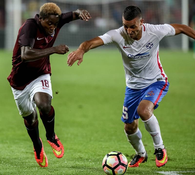 3. předkolo Ligy mistrů mezi AC Sparta Praha a FC Steaua Bukurešť hrané 26. července v Praze. 