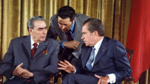 Sovětský vůdce Leonid Brežněv a americký prezident Richard Nixon v roce 1973.