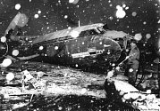 Letoun Airspeed Ambassador G-ALZU aerolinek British European Airlines po havárii na mnichovském letišti 6. února 1958