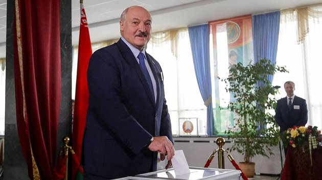 Alexandr Lukašenko u voleb