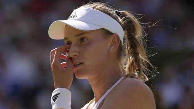 Wimbledonská vítězka Jelena Rybakinová