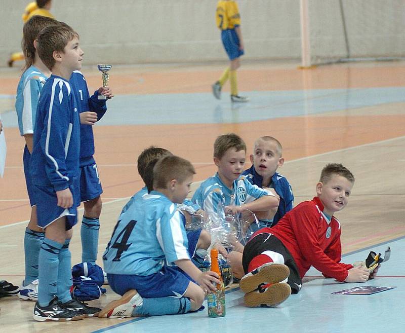 Fotbalové naděje FK BAUMIT Jablonec skončily druhé v kvalitně obsazeném mezinárodním turnaji Rapid cup 2009, přípravek ročníku 2000 a ml. v Jablonci.