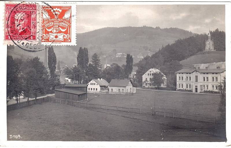 Obec Desná v Jizerských horách. Historické fotografie.