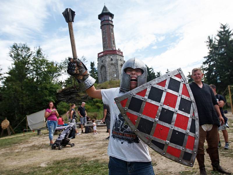 Historický víkend na rozhledně Štěpánka u Kořenova