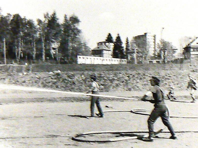 SDH Proseč nad Nisou má bohatou historii. Vznikl už v roce 1871. Novodobou historii už mají zachycenu i na fotografiích. Dnešní členové se na některých snímcích jako děti poznávají.