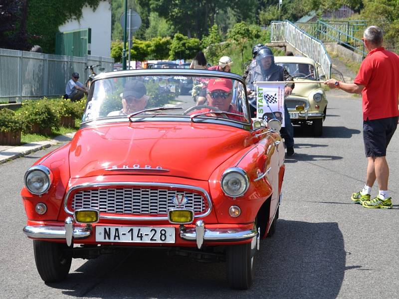 IV. ročník jízdy veteránů Za Krtečkem do Jizerských hor.