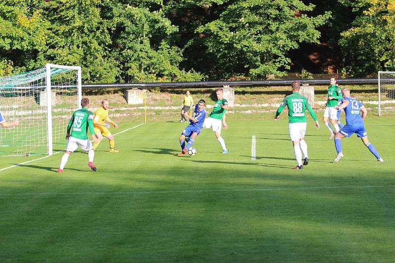 Domácí tým áčka Velkých Hamrů vybojoval bod v náročném divizním utkání, když vyhrál nad Kolínem 1:0.