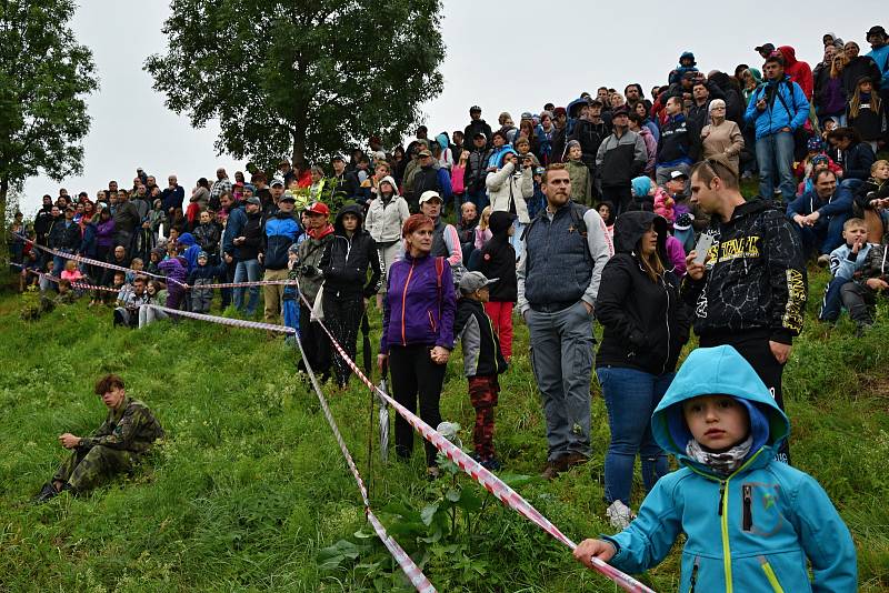 V rámci Dětského dne se ve Vesci odehrála Operace Overlord.