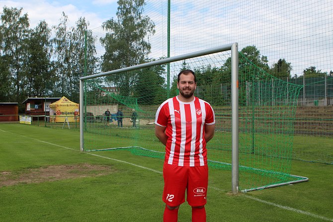Áčko Jiskry Mšeno vybojovalo pohár divize C a má také nejlepšího střelce Nikolase Daníčka.