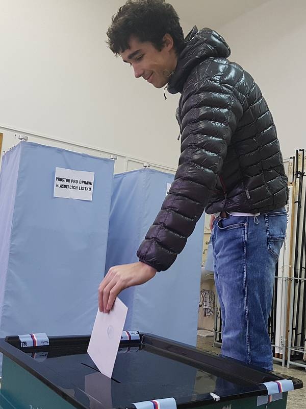 Prezidentské volby v okrsku č. 6, v budově Základní školy 5. května v Jablonci nad Nisou.