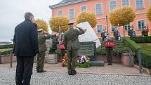 Oslava 100. výročí narození plk. Františka Truhláře, válečného hrdiny, československého letce a střelce i stíhače britské RAF, proběhla 21. října v Lomnici nad Popelkou. U Truhlářova pomníku proběhl pietní akt s přeletem letounů JAS-39C Gripen Vzdušných s