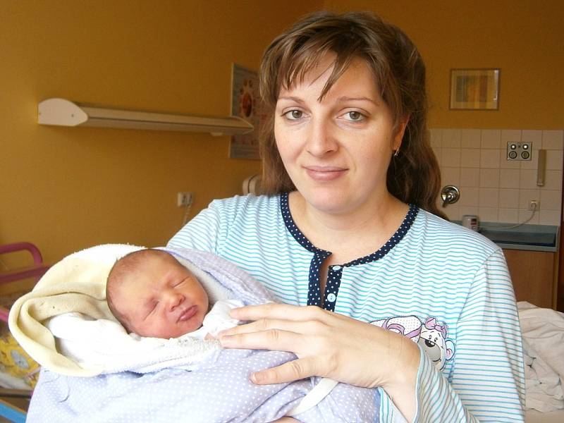 Šimon Klas se narodil Anně a Radovanovi Klasovým ze Smržovky 12.1.2015. Měřil 46 cm a vážil 2400 g. Doma čeká sestra Kateřina.