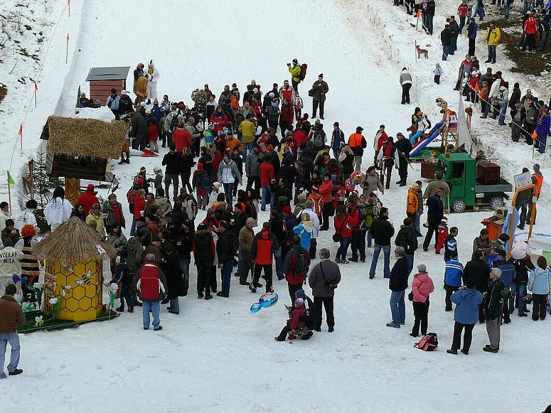 Lety na saních v Plavech na Jablonecku 2010.