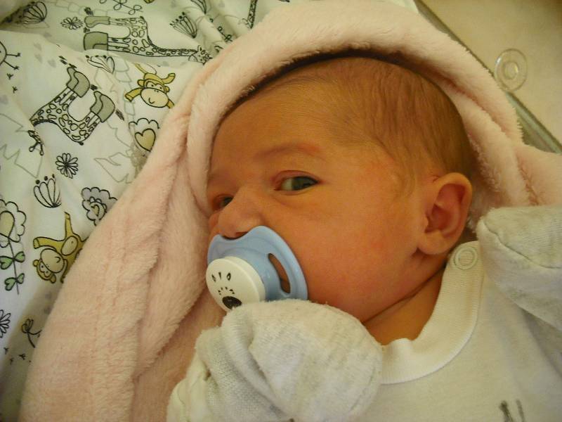 Kateřina Kalousová. Narodila se 16.srpna v jablonecké porodnici mamince Barboře Kalousové z Jablonce nad Nisou. Vážila 3,20 kg a měřila 47 cm.